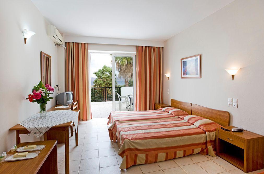 Cavo D' Oro Hotel Marmari  Habitación foto