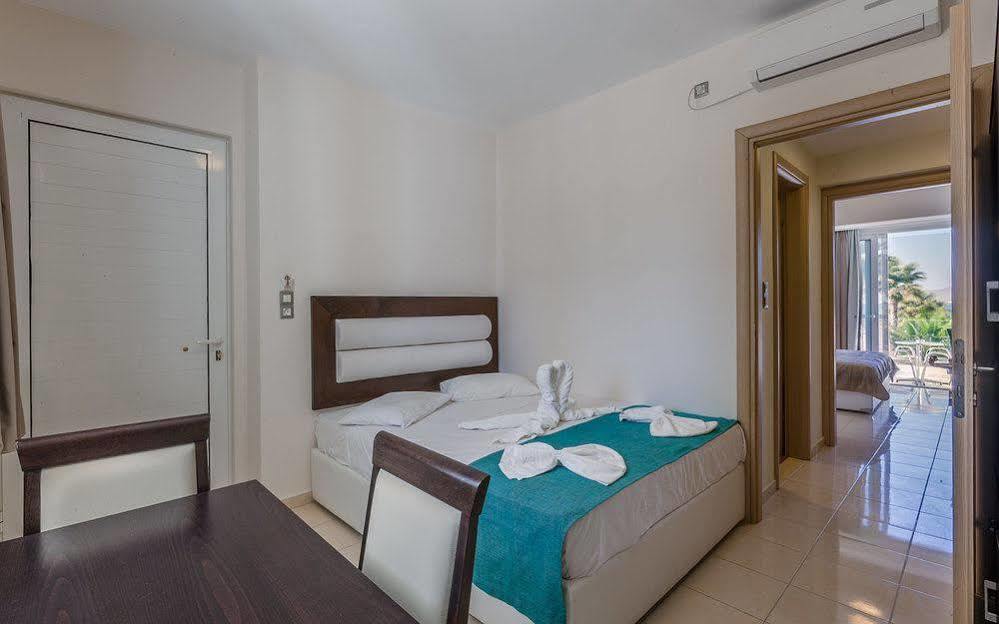 Cavo D' Oro Hotel Marmari  Exterior foto